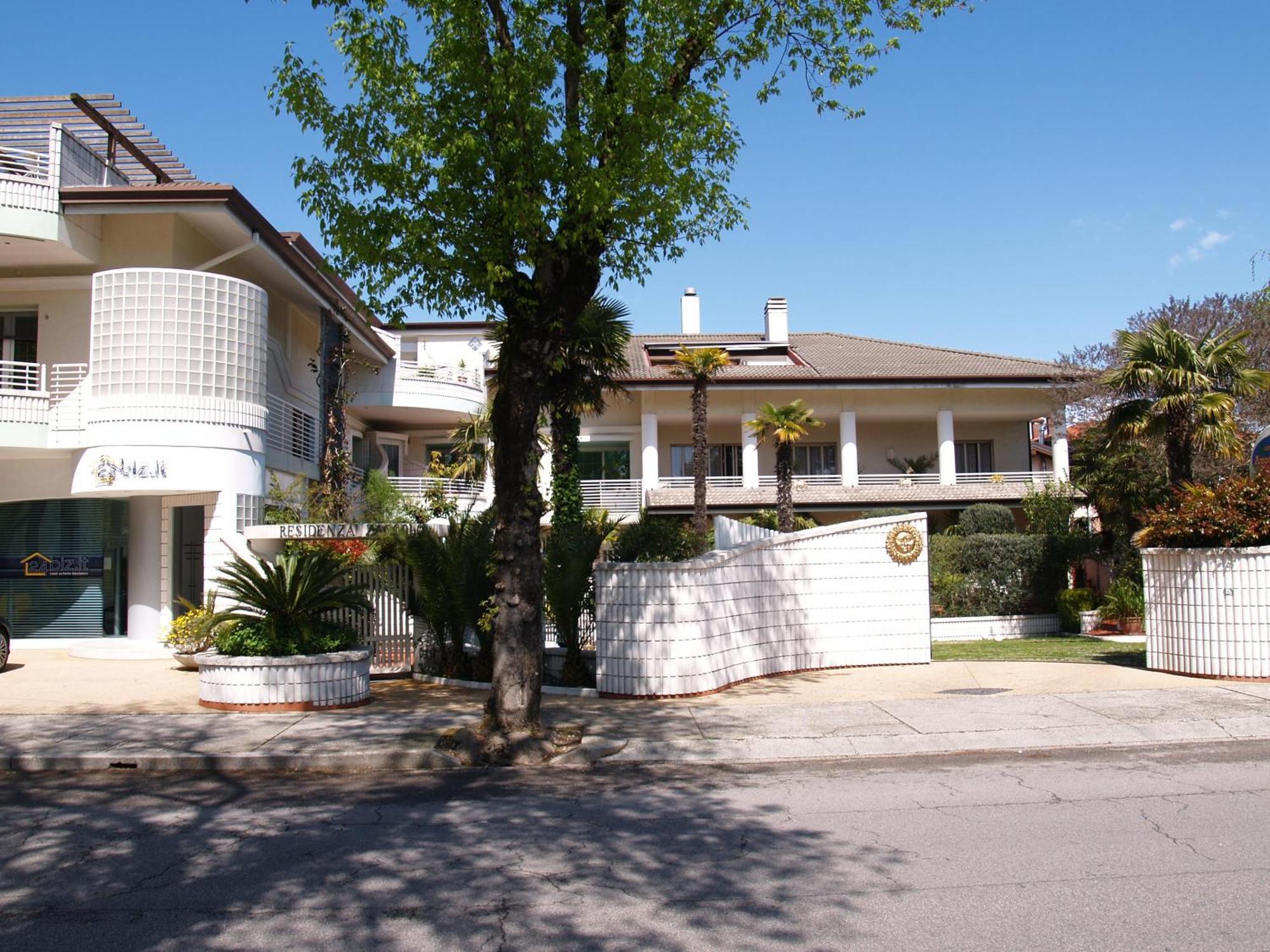 Апартаменты Residenza Zaccolo Линьяно-Саббьядоро Экстерьер фото